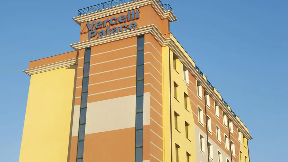 Vercelli Palace Hotel Exterior