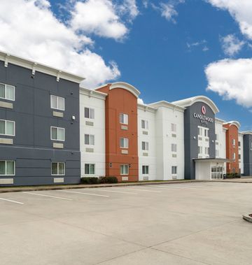 Candlewood Suites Gonzales