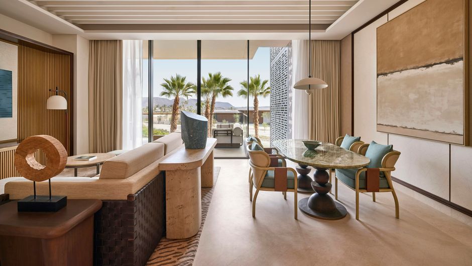 Four Seasons Resort and Residences Suite