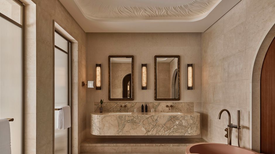 Four Seasons Resort and Residences Room