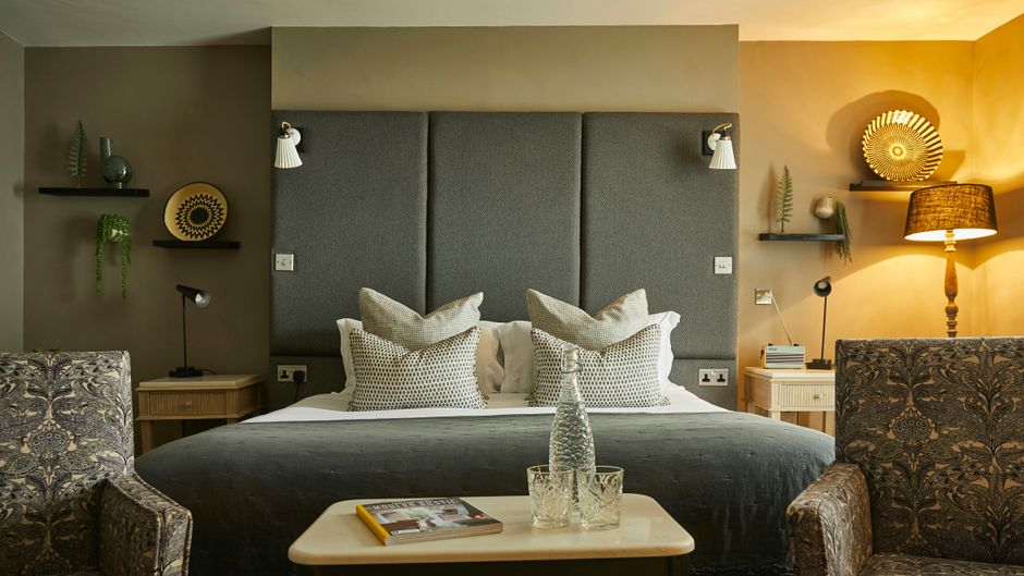 The Grosvenor Arms Room