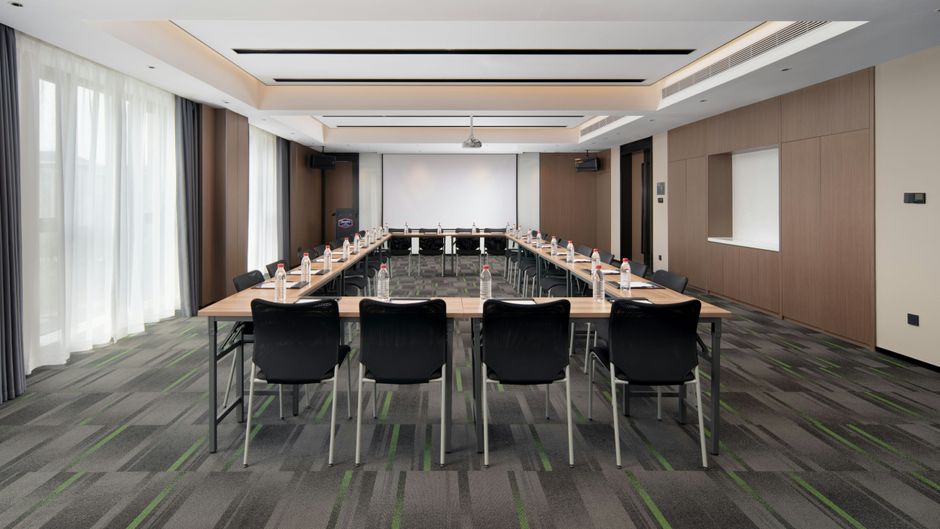 Hampton Inn Jiujiang Eight Mile Lake Meeting