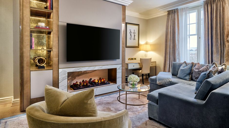 The Landmark London Room