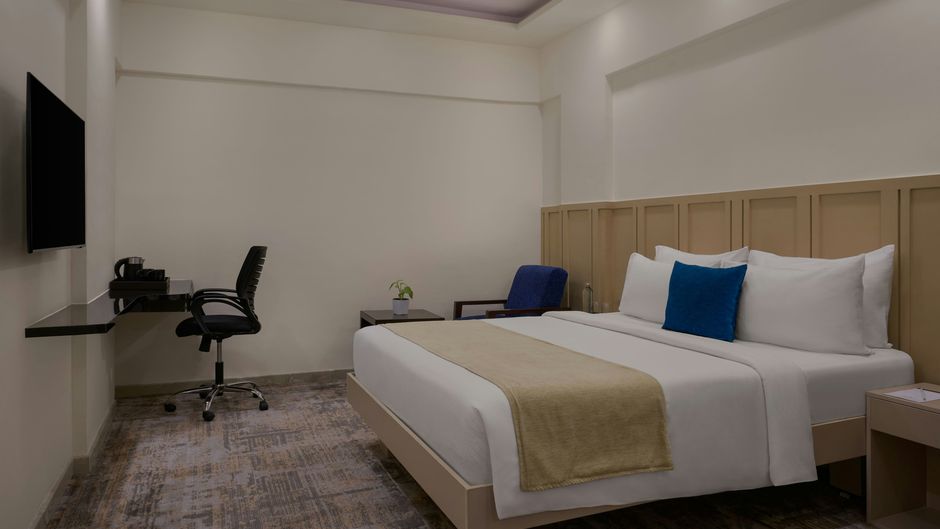 The Fern Residency Yeshwanthpur Room