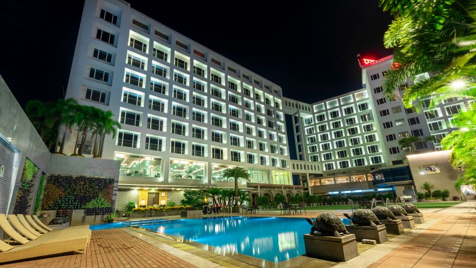 Express Inn Nashik Exterior
