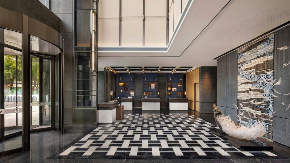 Four Points Sheraton Bai'e Tan Lobby