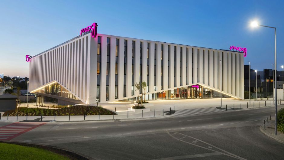 Moxy Alfragide Lisboa Exterior