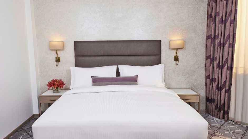 Gefinor Rotana Suite