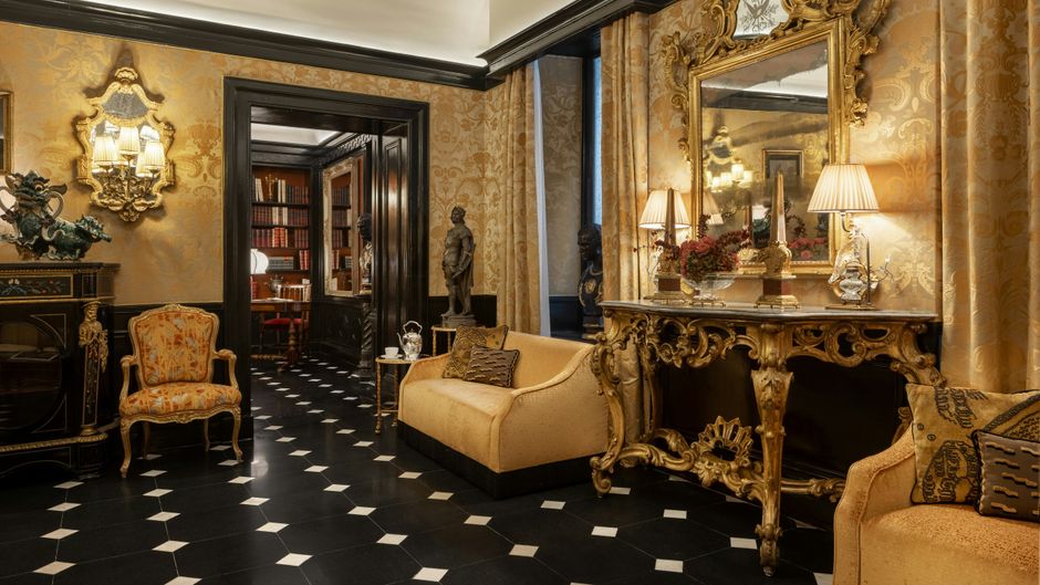 Hotel d'Inghilterra Lobby