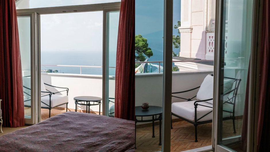 Il Capri Hotel Room