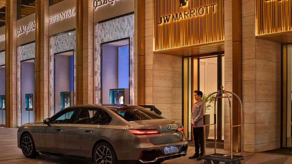 JW Marriott Kuwait Hotel Exterior