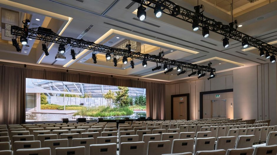 the DOUGLAS, Autograph Collection Meeting