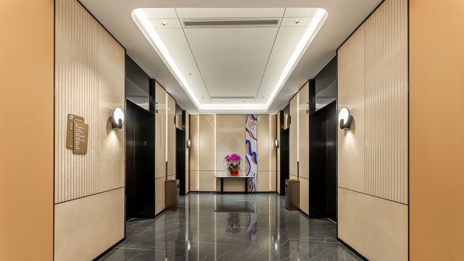 Holiday Inn Exp High Tech Zone Lobby