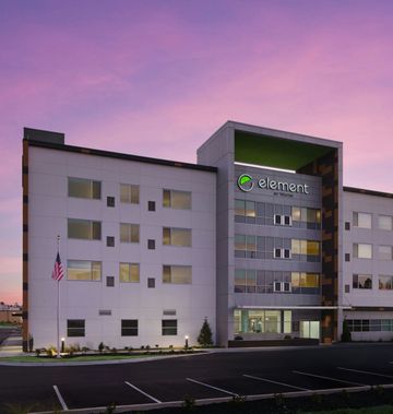 Element Pooler Savannah Airport