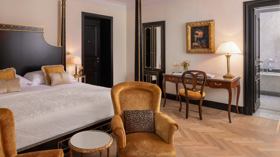 Hotel d'Inghilterra Room