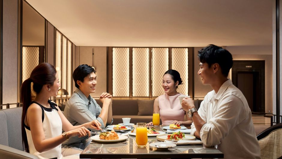 Sheraton Saigon Grand Opera Hotel Restaurant