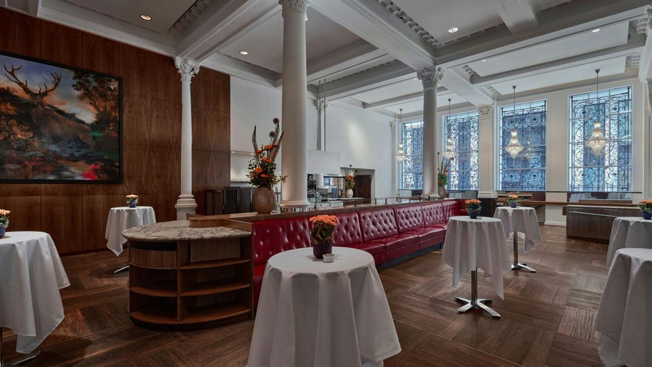 Threadneedles, Autograph Collection Lobby