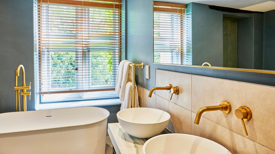 Ockenden Manor Hotel Room