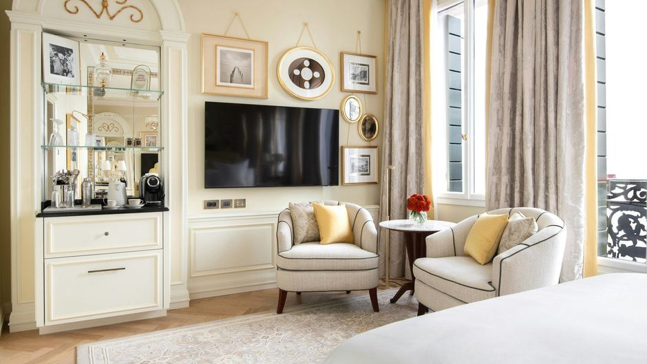 Danieli, A Four Seasons Hotel Room