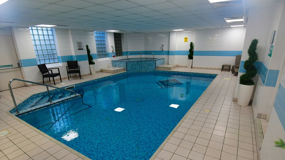 Trouville Hotel Pool
