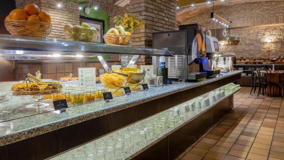 Rialto Hotel Restaurant