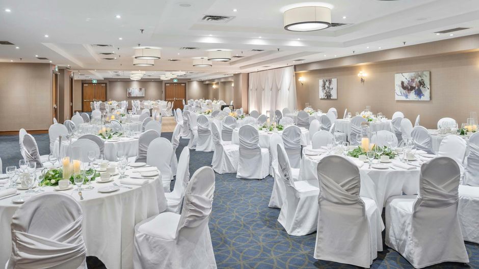 Sandman Signature Mississauga Hotel Ballroom