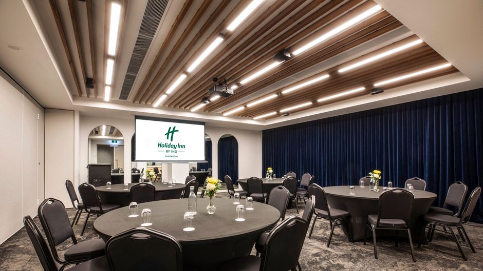 Holiday Inn Dandenong Meeting
