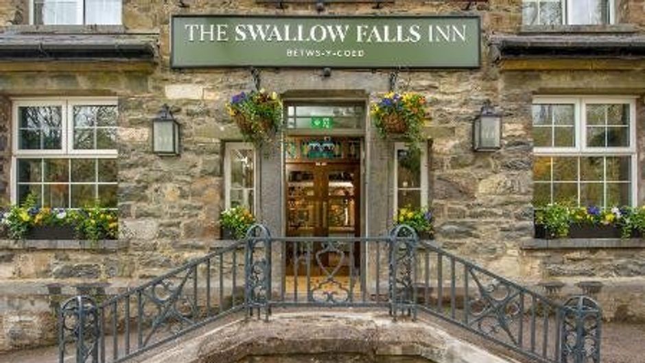 Swallow Falls Hotel Exterior