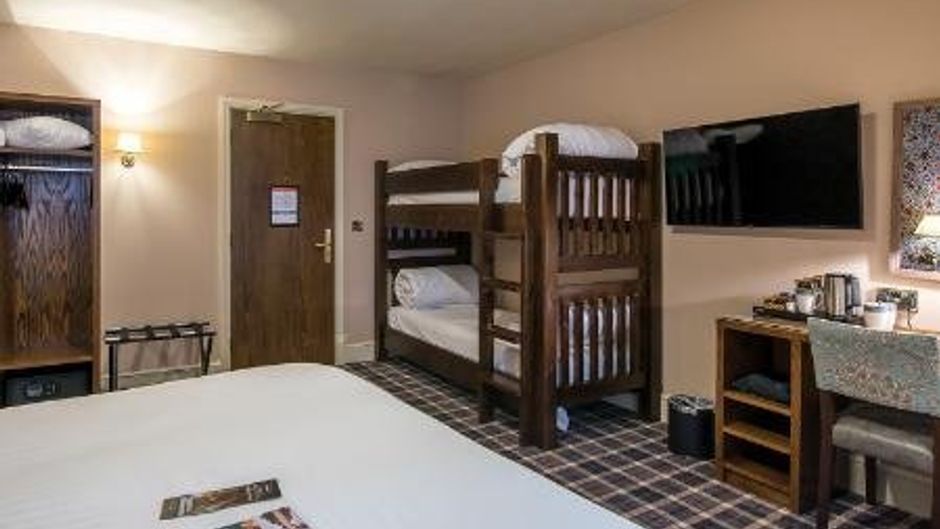 Swallow Falls Hotel Room