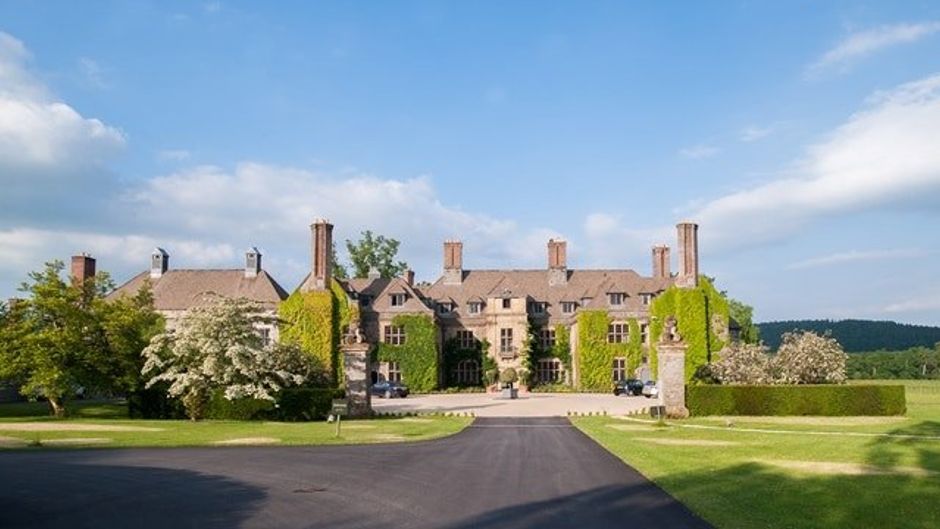 Llangoed Hall Exterior