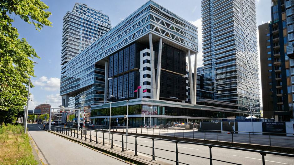 Leonardo Hotel Den Haag Babylon Exterior