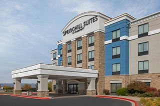 SpringHill Suites Denver Airport
