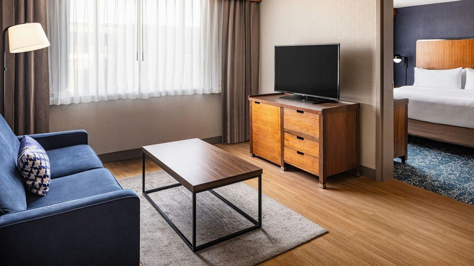 Four Points by Sheraton Halifax Suite