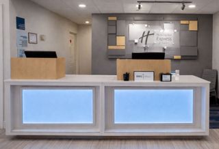 Holiday Inn Express Hotel & Stes Winner