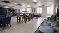 Holiday Inn Express Hotel & Stes Winner