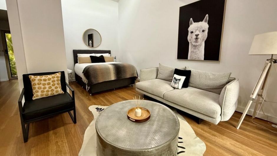Nautilus Beachfront Villas & Spa Room