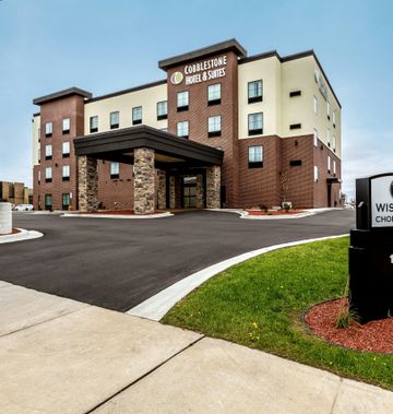 Cobblestone Hotel & Suites Stevens Point