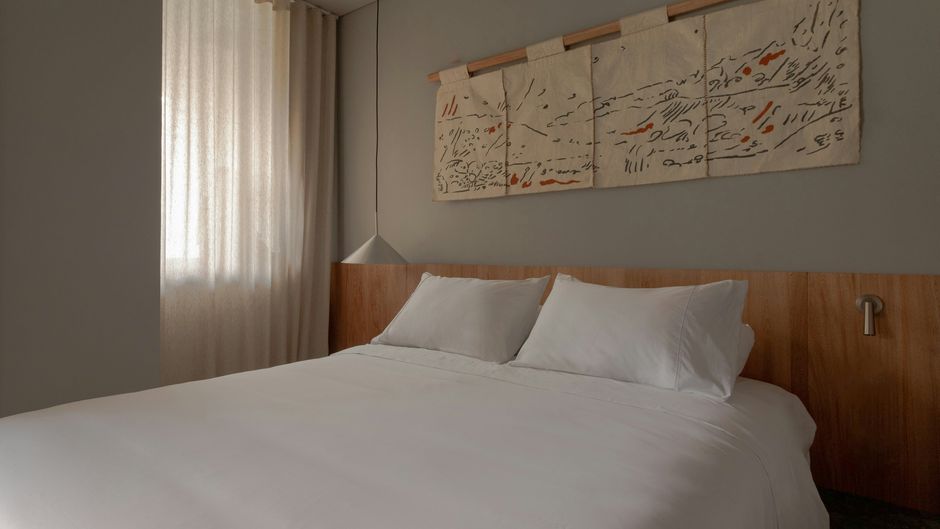 Wake Medellin Room