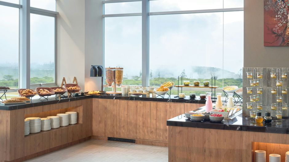 Courtyard by Marriott Quito Airport Restaurant