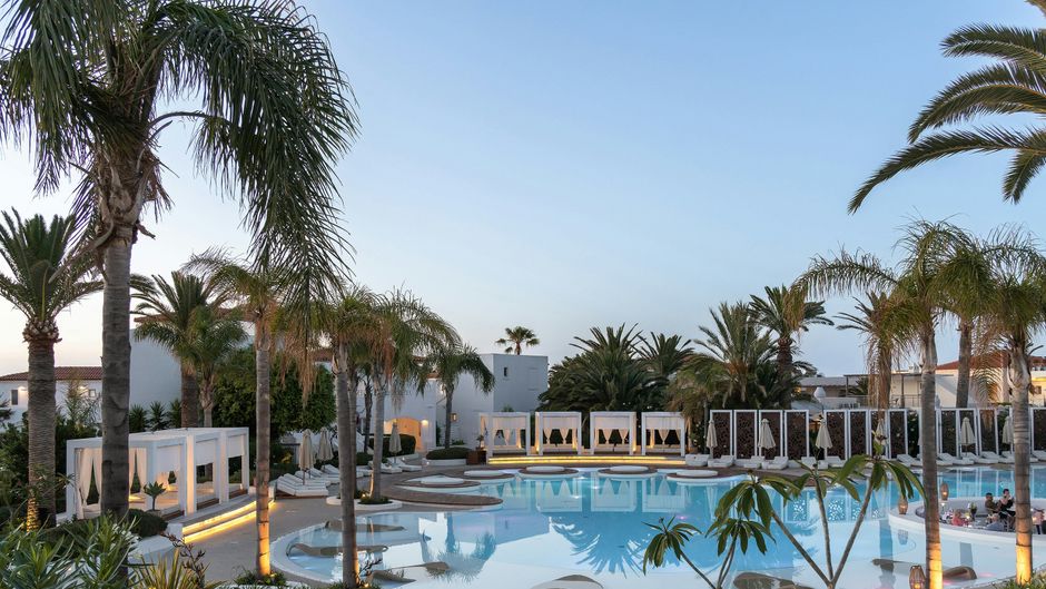 Caramel Grecotel Boutique Resort Pool