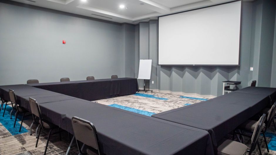 Holiday Inn Express & Suites Otay Meeting