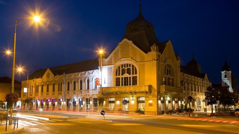 Erzsebet Kiralyne Htl Godollo Exterior