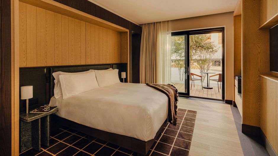 Aethos Monterosa Room