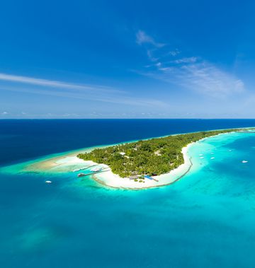 Kuramathi Island Resort