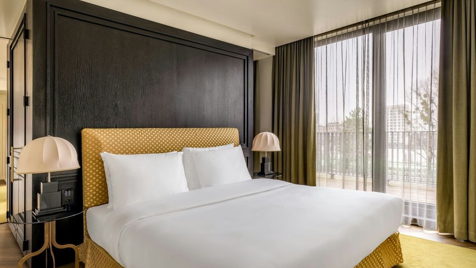 Roomers Munich, Autograph Collection Suite
