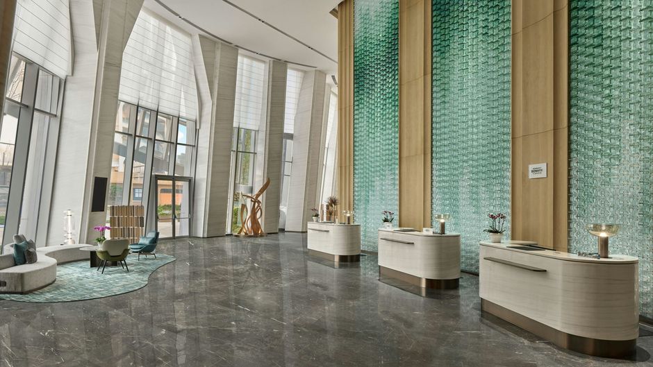 Courtyard by Marriott Yibin Lobby