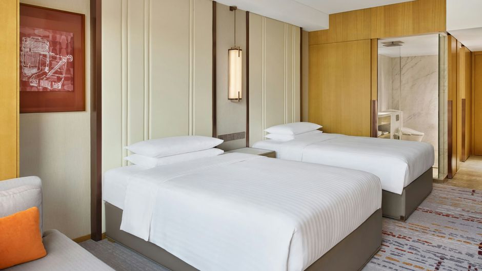 Renaissance Shanghai Hongqiao Room