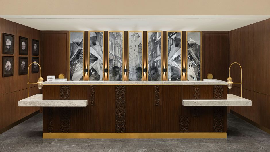 Le Meridien Surat Lobby