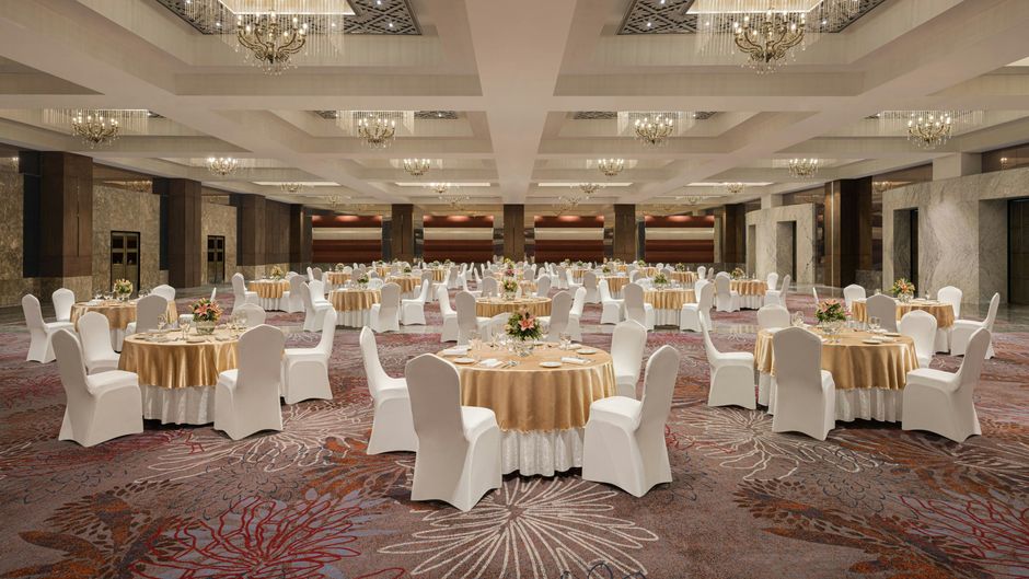 Le Meridien Surat Meeting