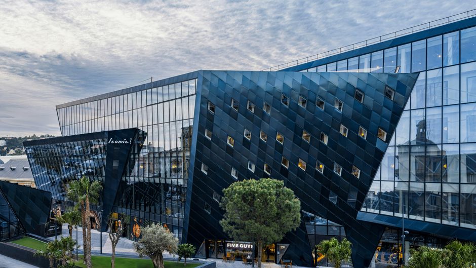 DoubleTree Nice Centre France Exterior